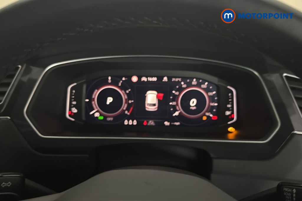 Volkswagen Tiguan R-Line Automatic Petrol Plug-In Hybrid SUV - Stock Number (1678033) - 7th supplementary image