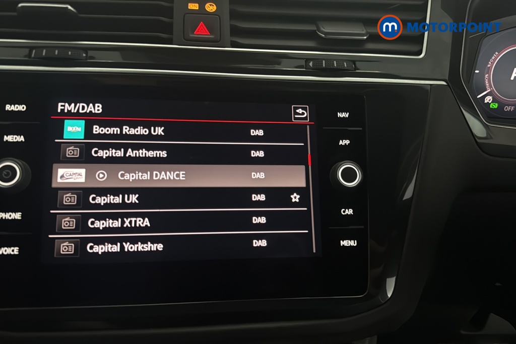 Volkswagen Tiguan R-Line Automatic Petrol Plug-In Hybrid SUV - Stock Number (1678033) - 8th supplementary image
