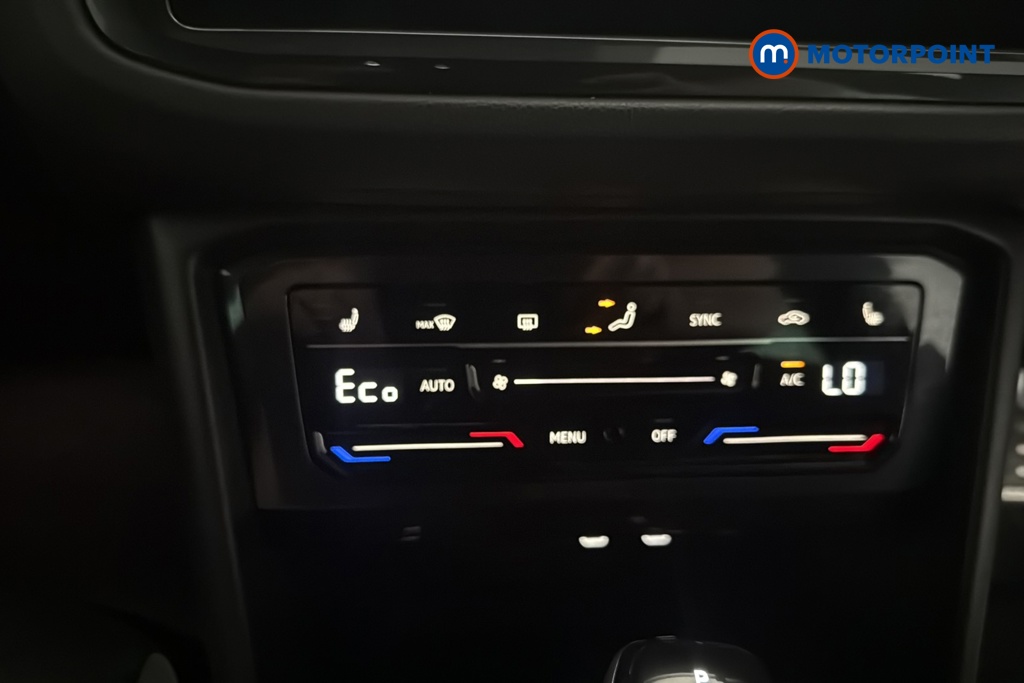 Volkswagen Tiguan R-Line Automatic Petrol Plug-In Hybrid SUV - Stock Number (1678033) - 14th supplementary image