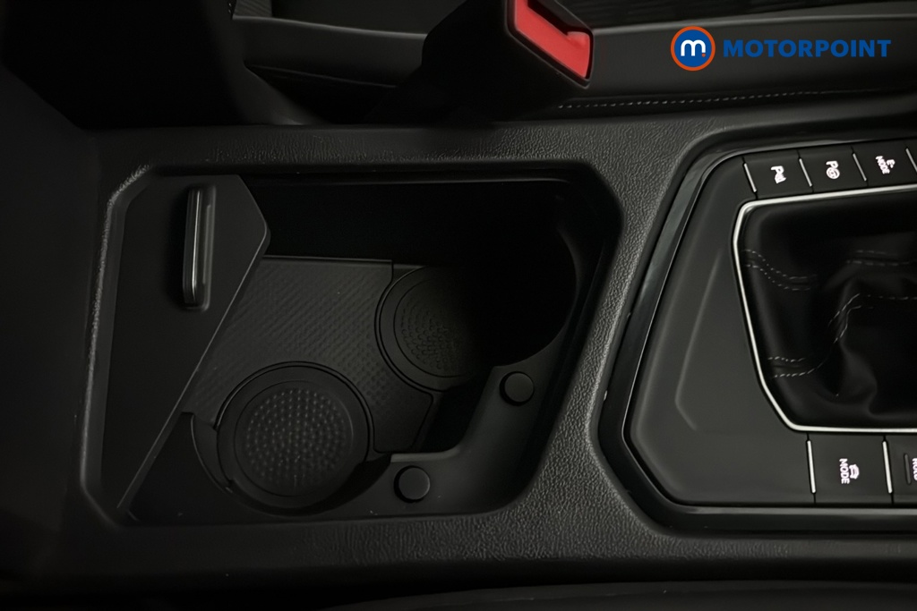 Volkswagen Tiguan R-Line Automatic Petrol Plug-In Hybrid SUV - Stock Number (1678033) - 16th supplementary image