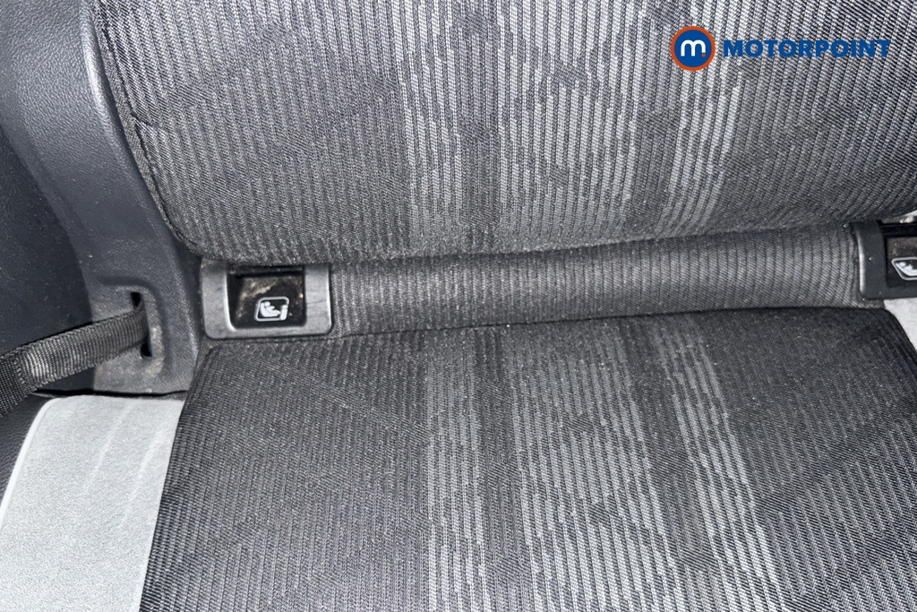 Volkswagen Tiguan R-Line Automatic Petrol Plug-In Hybrid SUV - Stock Number (1678033) - 27th supplementary image