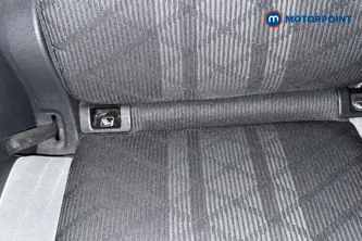 Volkswagen Tiguan R-Line Automatic Petrol Plug-In Hybrid SUV - Stock Number (1678033) - 27th supplementary image
