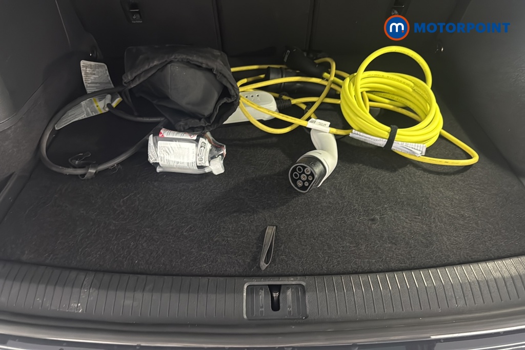 Volkswagen Tiguan R-Line Automatic Petrol Plug-In Hybrid SUV - Stock Number (1678033) - 30th supplementary image