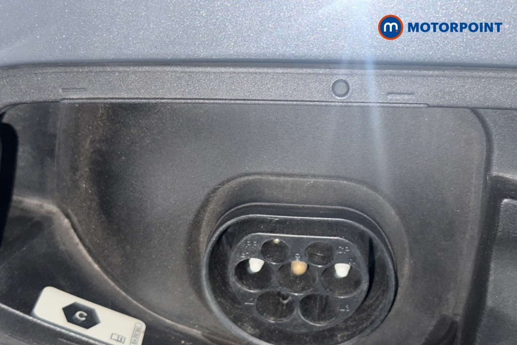 Volkswagen Tiguan R-Line Automatic Petrol Plug-In Hybrid SUV - Stock Number (1678033) - 40th supplementary image