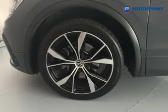 Volkswagen Tiguan R-Line Automatic Petrol Plug-In Hybrid SUV - Stock Number (1678033) - 44th supplementary image