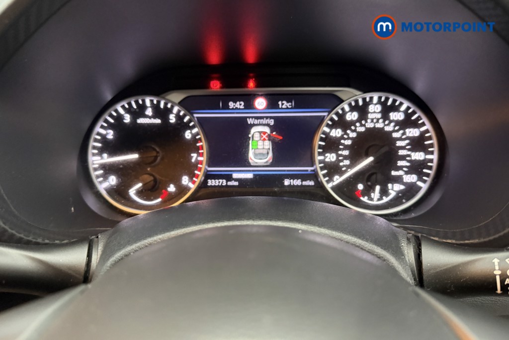 Nissan Juke N-Connecta Manual Petrol SUV - Stock Number (1678289) - 7th supplementary image