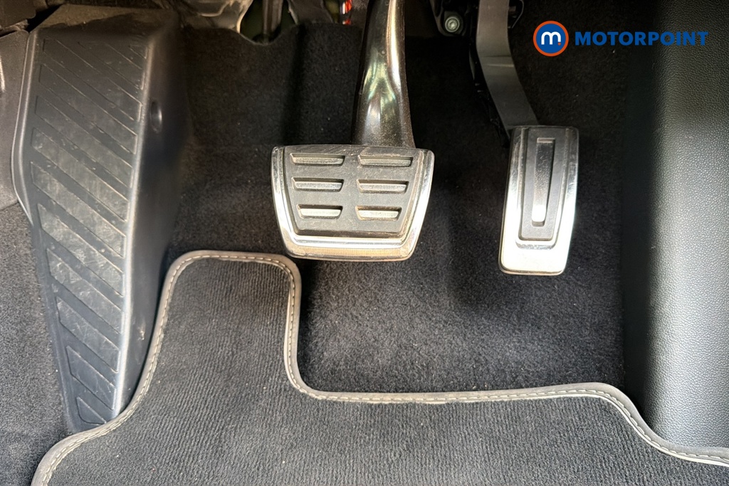 Volkswagen Tiguan R-Line Automatic Petrol SUV - Stock Number (1678348) - 24th supplementary image