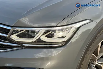 Volkswagen Tiguan R-Line Automatic Petrol SUV - Stock Number (1678348) - 42nd supplementary image
