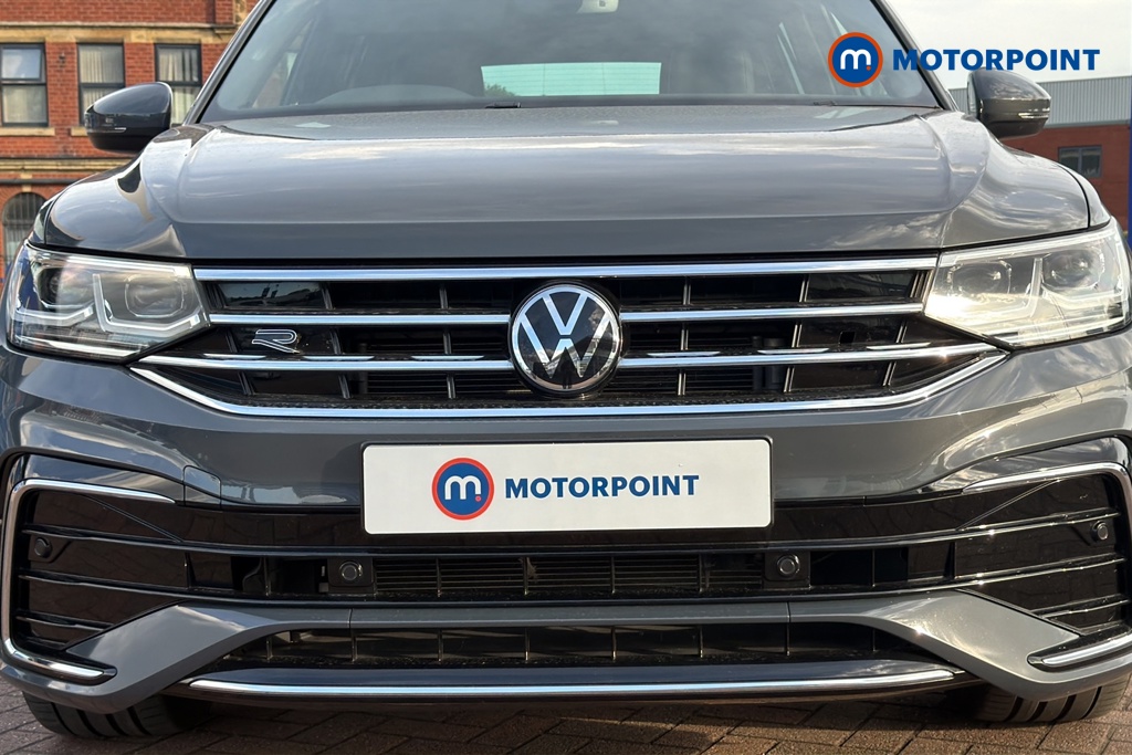 Volkswagen Tiguan R-Line Automatic Petrol SUV - Stock Number (1678348) - 43rd supplementary image