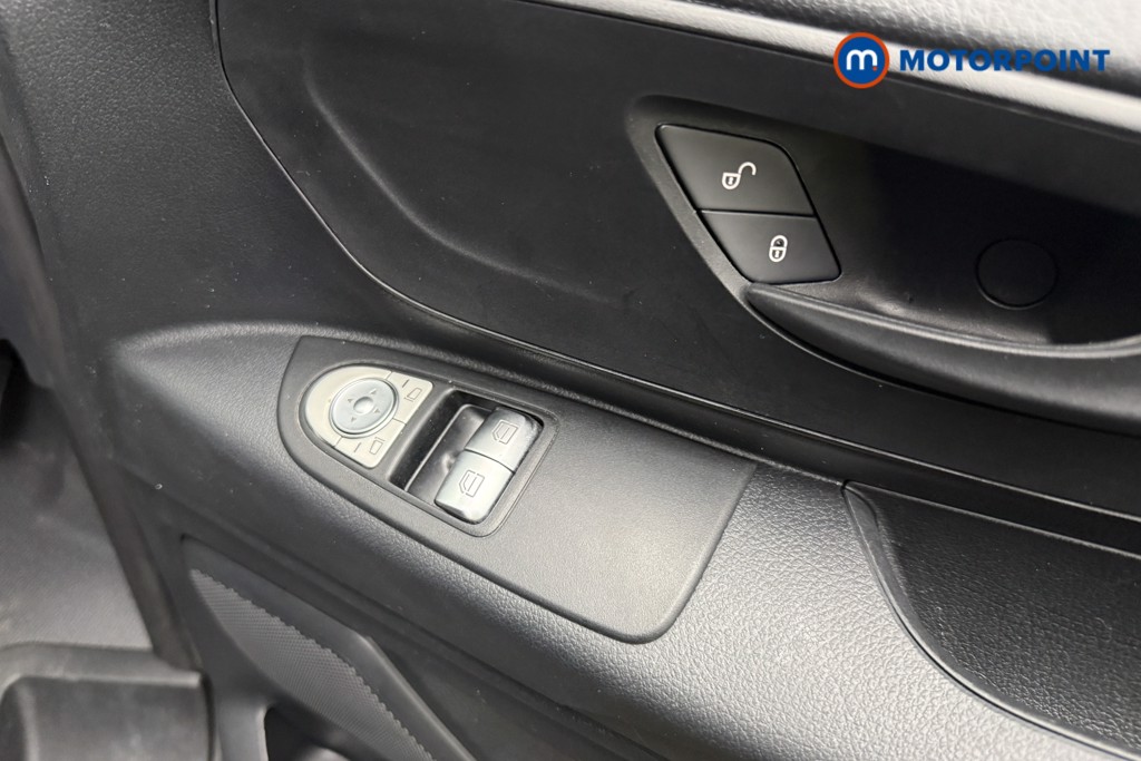 Mercedes-Benz Vito PRO Manual Diesel Panel Van - Stock Number (1678944) - 10th supplementary image