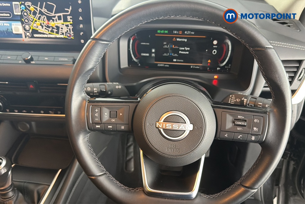 Nissan Qashqai N-Connecta Manual Petrol SUV - Stock Number (1678965) - 2nd supplementary image