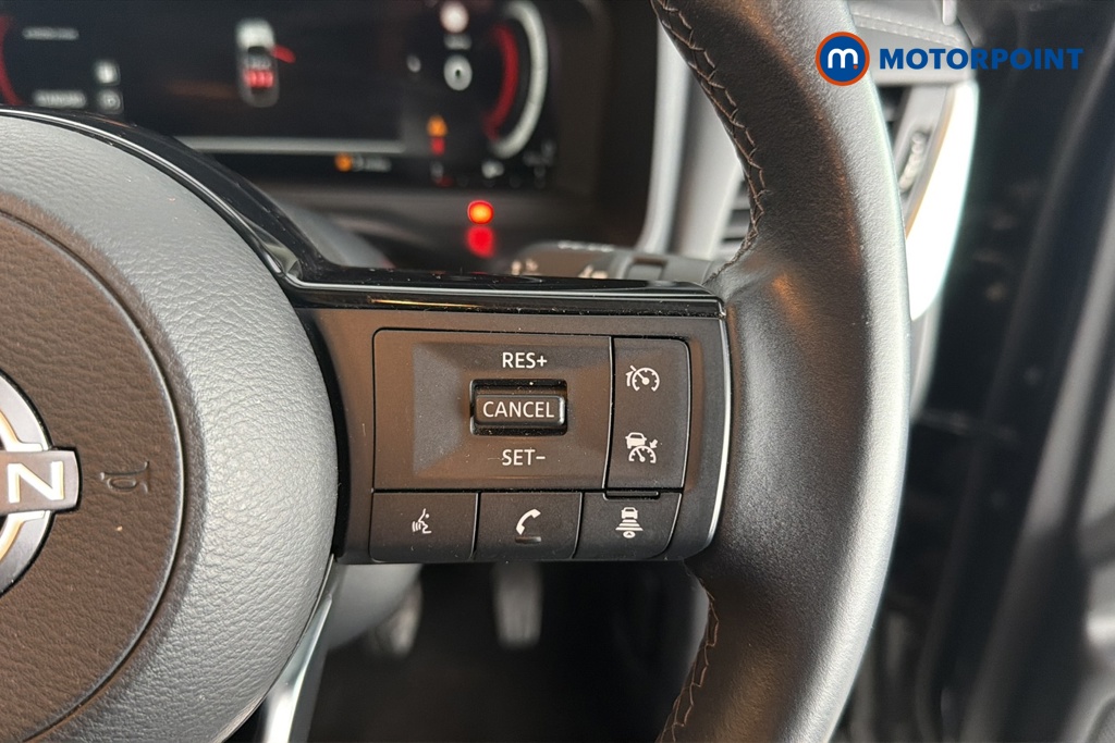 Nissan Qashqai N-Connecta Manual Petrol SUV - Stock Number (1678965) - 3rd supplementary image
