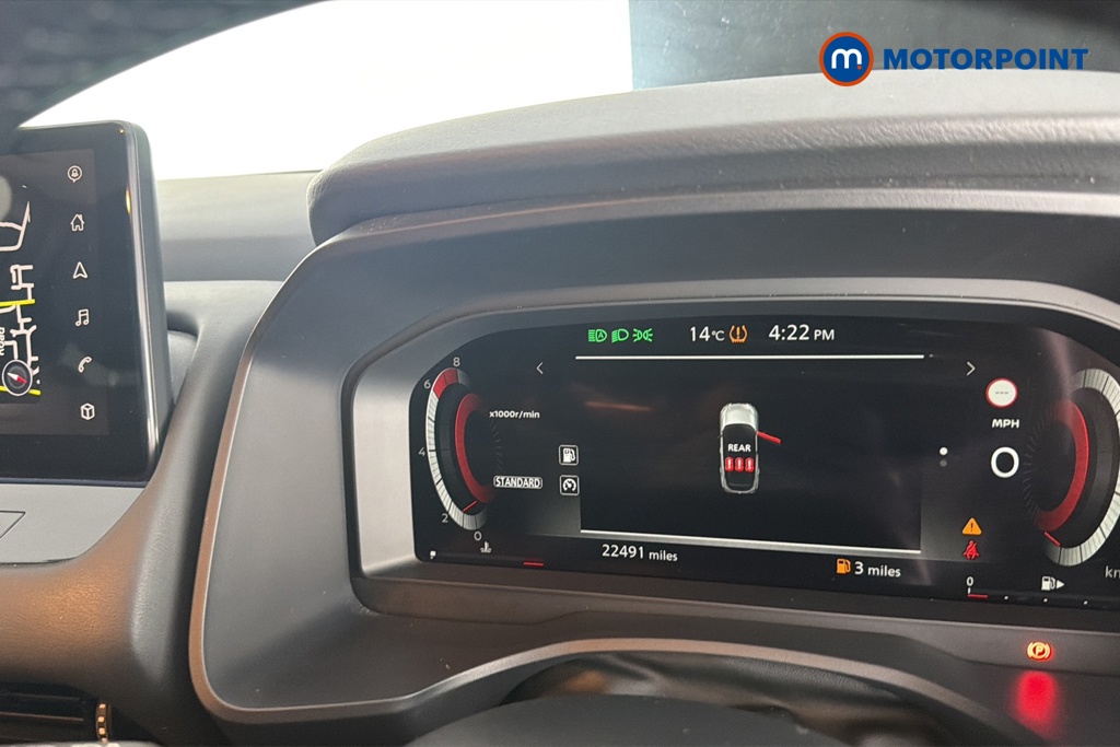 Nissan Qashqai N-Connecta Manual Petrol SUV - Stock Number (1678965) - 7th supplementary image