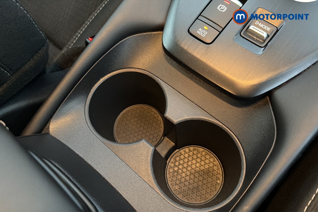 Nissan Qashqai N-Connecta Manual Petrol SUV - Stock Number (1678965) - 16th supplementary image