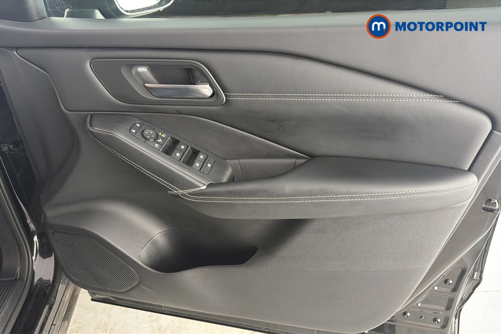 Nissan Qashqai N-Connecta Manual Petrol SUV - Stock Number (1678965) - 18th supplementary image