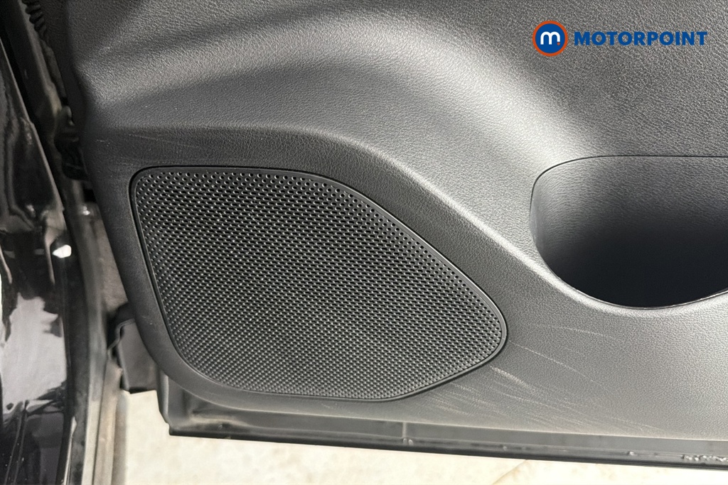 Nissan Qashqai N-Connecta Manual Petrol SUV - Stock Number (1678965) - 21st supplementary image