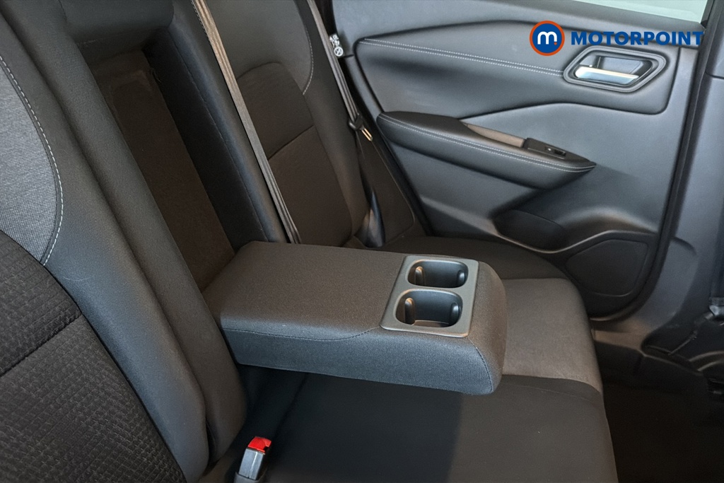 Nissan Qashqai N-Connecta Manual Petrol SUV - Stock Number (1678965) - 26th supplementary image