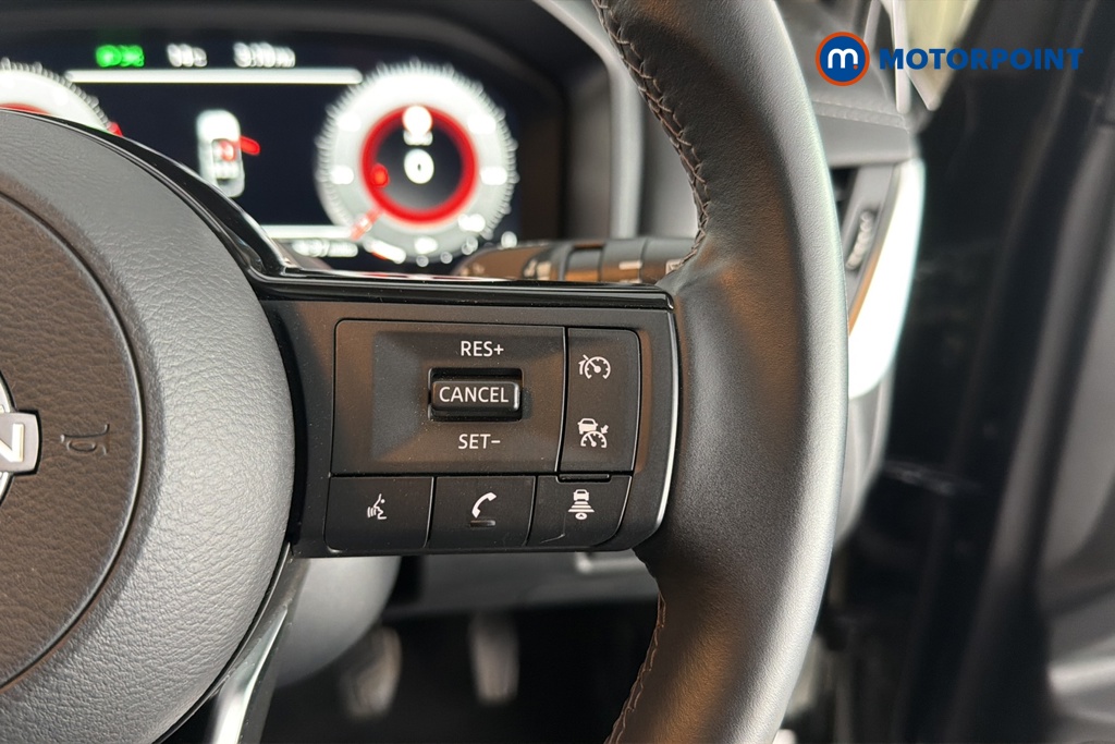 Nissan Qashqai N-Connecta Manual Petrol SUV - Stock Number (1678967) - 3rd supplementary image