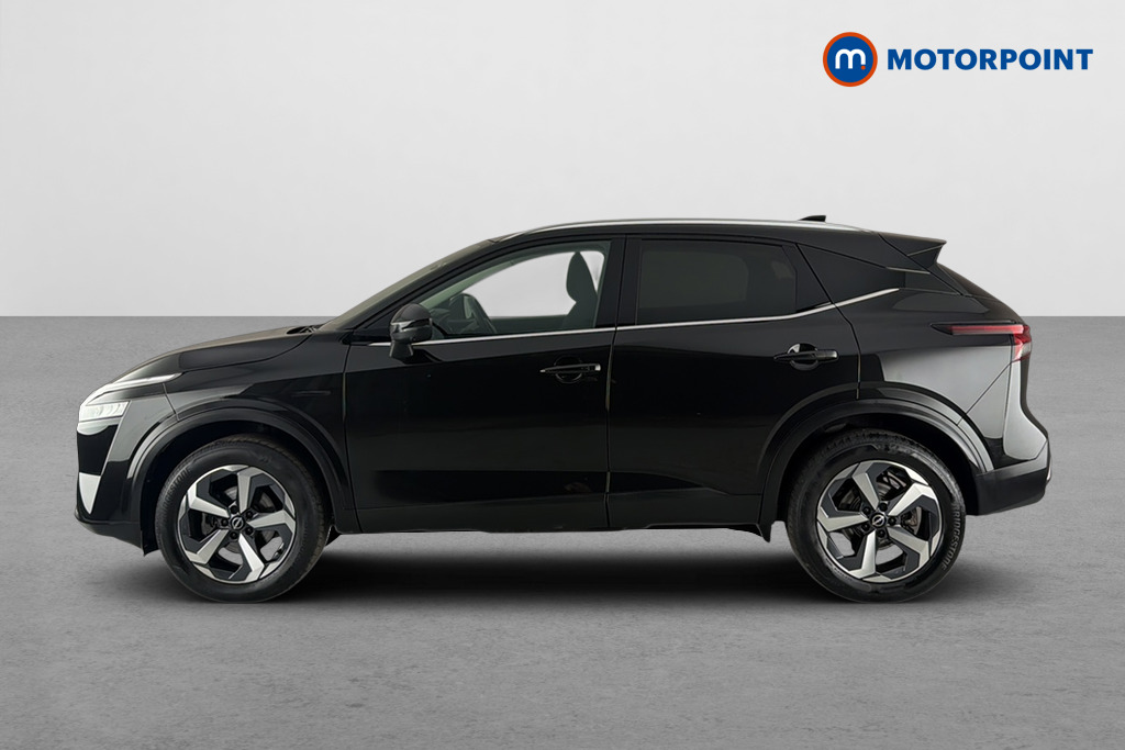 Nissan Qashqai N-Connecta Manual Petrol SUV - Stock Number (1678967) - Drivers side