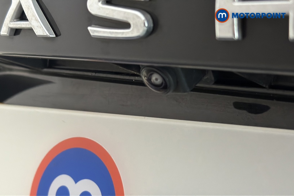 Nissan Qashqai N-Connecta Manual Petrol SUV - Stock Number (1678967) - 37th supplementary image