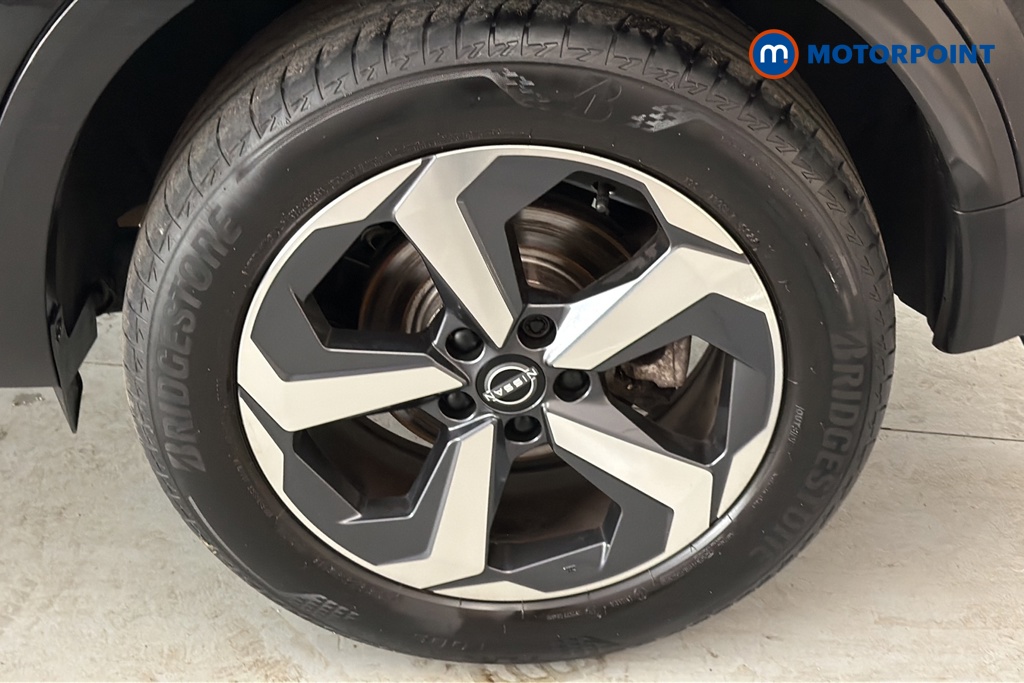 Nissan Qashqai N-Connecta Manual Petrol SUV - Stock Number (1678967) - 45th supplementary image