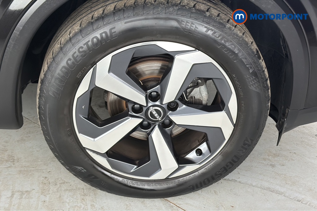 Nissan Qashqai N-Connecta Manual Petrol SUV - Stock Number (1678967) - 47th supplementary image