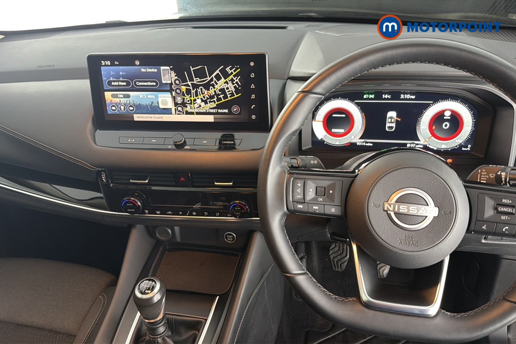 Nissan Qashqai N-Connecta Manual Petrol SUV - Stock Number (1678967) - 1st supplementary image