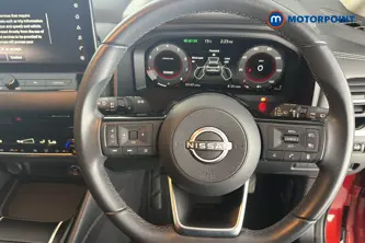 Nissan Qashqai N-Connecta Manual Petrol SUV - Stock Number (1678968) - 2nd supplementary image