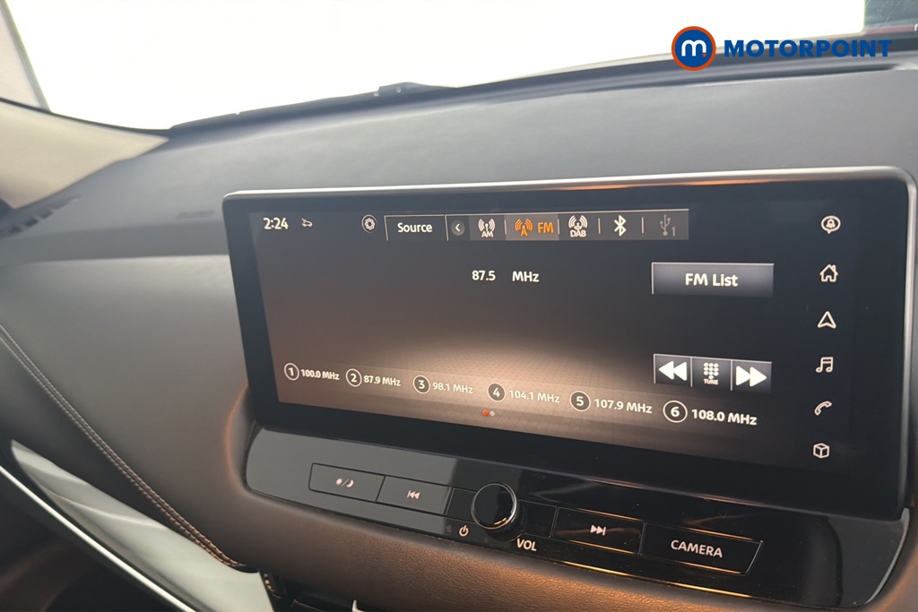 Nissan Qashqai N-Connecta Manual Petrol SUV - Stock Number (1678968) - 8th supplementary image