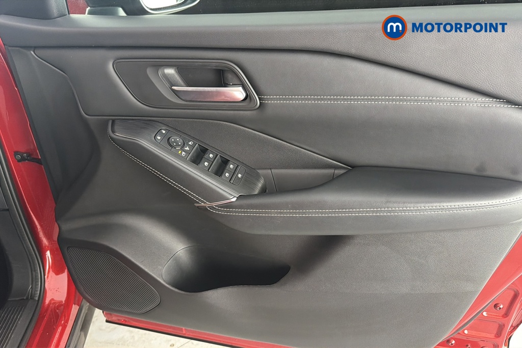 Nissan Qashqai N-Connecta Manual Petrol SUV - Stock Number (1678968) - 18th supplementary image