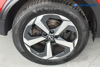 Nissan Qashqai N-Connecta Manual Petrol SUV - Stock Number (1678968) - 46th supplementary image