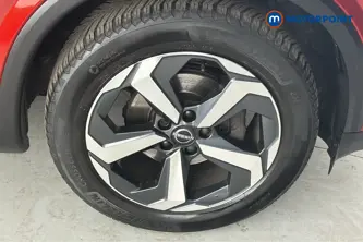 Nissan Qashqai N-Connecta Manual Petrol SUV - Stock Number (1678968) - 47th supplementary image