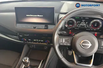 Nissan Qashqai N-Connecta Manual Petrol SUV - Stock Number (1678968) - 1st supplementary image