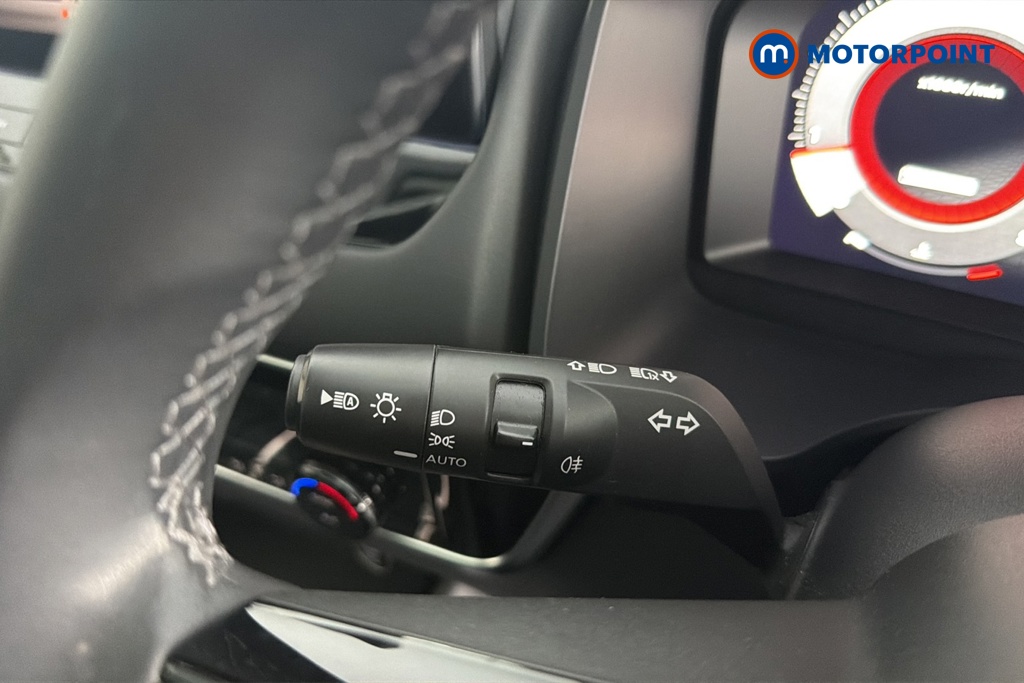 Nissan Qashqai N-Connecta Manual Petrol SUV - Stock Number (1678970) - 5th supplementary image