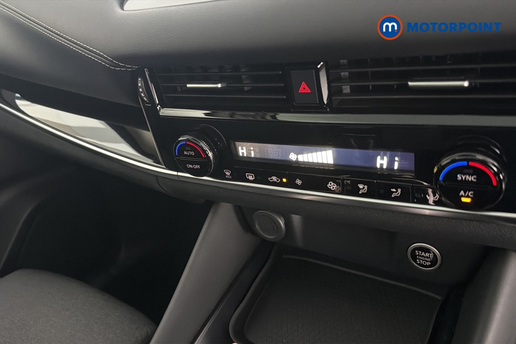Nissan Qashqai N-Connecta Manual Petrol SUV - Stock Number (1678970) - 12th supplementary image