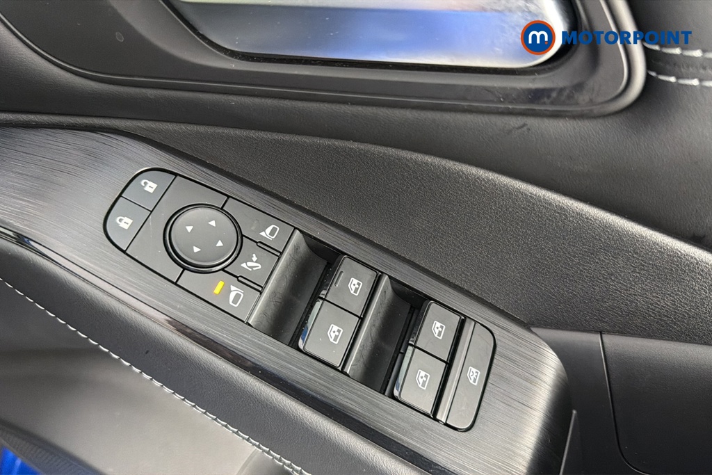 Nissan Qashqai N-Connecta Manual Petrol SUV - Stock Number (1678970) - 19th supplementary image