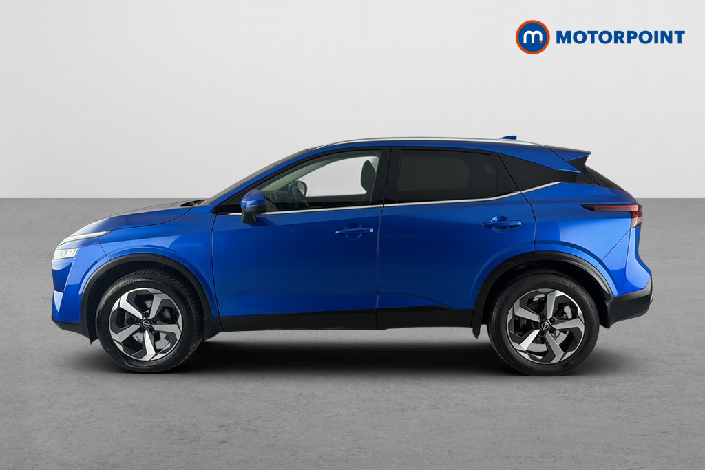 Nissan Qashqai N-Connecta Manual Petrol SUV - Stock Number (1678970) - Drivers side