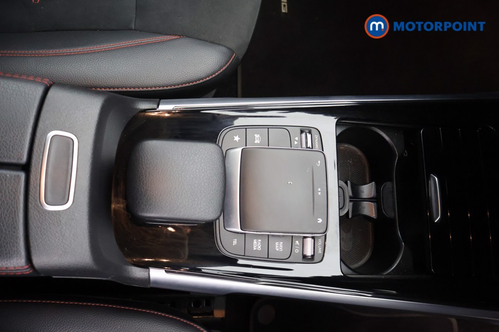 Mercedes-Benz GLB Amg Line Automatic Petrol SUV - Stock Number (1679106) - 14th supplementary image