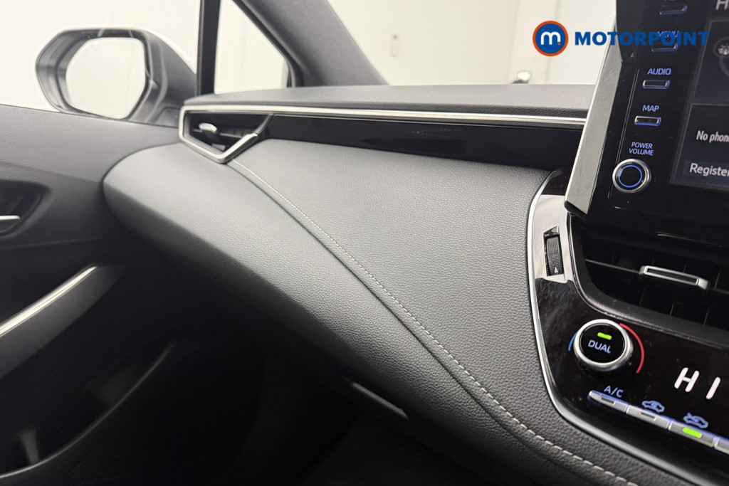 Toyota Corolla Icon Automatic Petrol-Electric Hybrid Hatchback - Stock Number (1679134) - 11th supplementary image