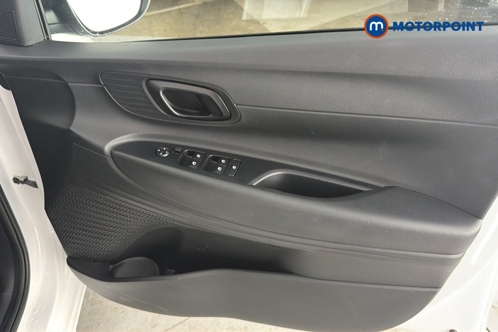 Hyundai I20 Advance Automatic Petrol Hatchback - Stock Number (1679244) - 18th supplementary image
