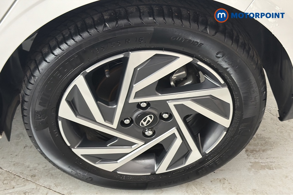 Hyundai I20 Advance Automatic Petrol Hatchback - Stock Number (1679244) - 45th supplementary image