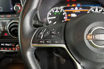 Nissan Juke Tekna Manual Petrol SUV - Stock Number (1679700) - 4th supplementary image