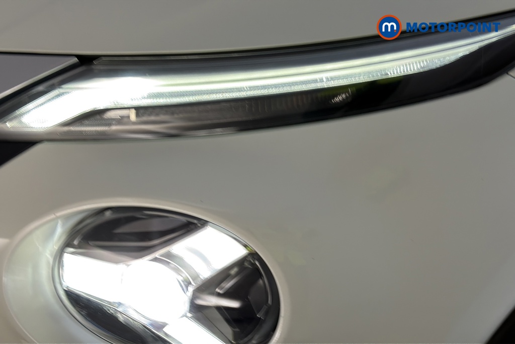 Nissan Juke Tekna Manual Petrol SUV - Stock Number (1679700) - 42nd supplementary image