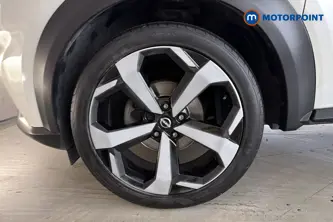 Nissan Juke Tekna Manual Petrol SUV - Stock Number (1679700) - 44th supplementary image