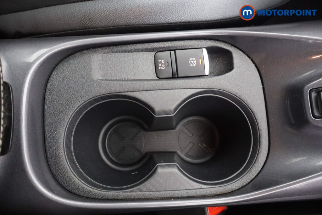 Nissan Juke N-Connecta Manual Petrol SUV - Stock Number (1679908) - 5th supplementary image