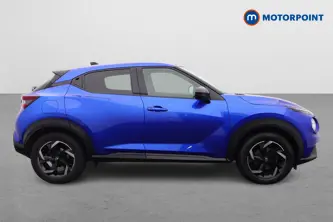 Nissan Juke N-Connecta Manual Petrol SUV - Stock Number (1679908) - Drivers side
