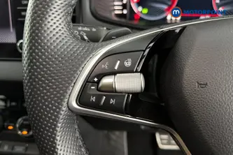 Skoda Karoq Sportline Automatic Petrol SUV - Stock Number (1679926) - 4th supplementary image