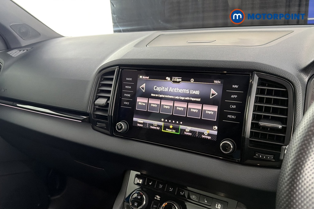 Skoda Karoq Sportline Automatic Petrol SUV - Stock Number (1679926) - 8th supplementary image