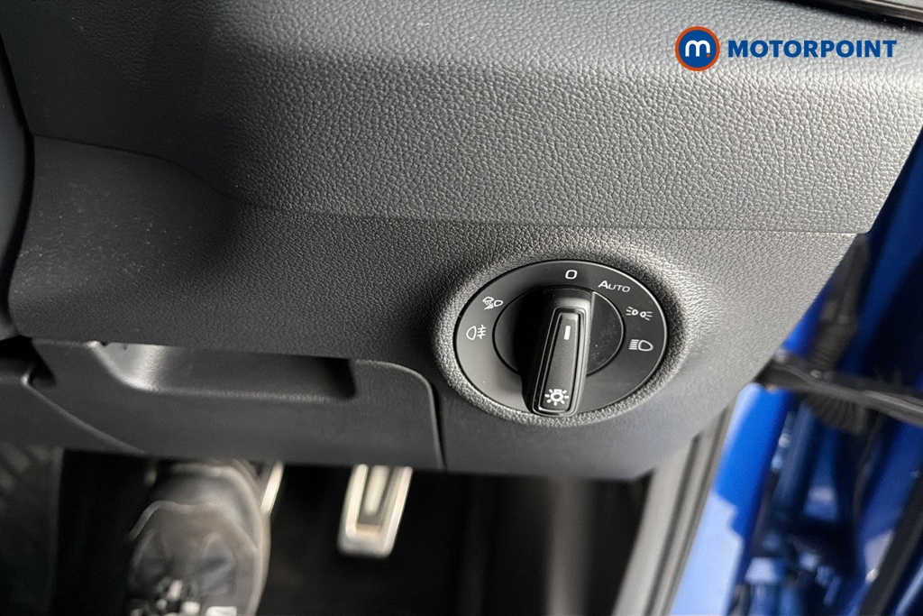 Skoda Karoq Sportline Automatic Petrol SUV - Stock Number (1679926) - 11th supplementary image