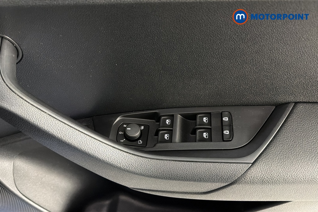 Skoda Karoq Sportline Automatic Petrol SUV - Stock Number (1679926) - 19th supplementary image